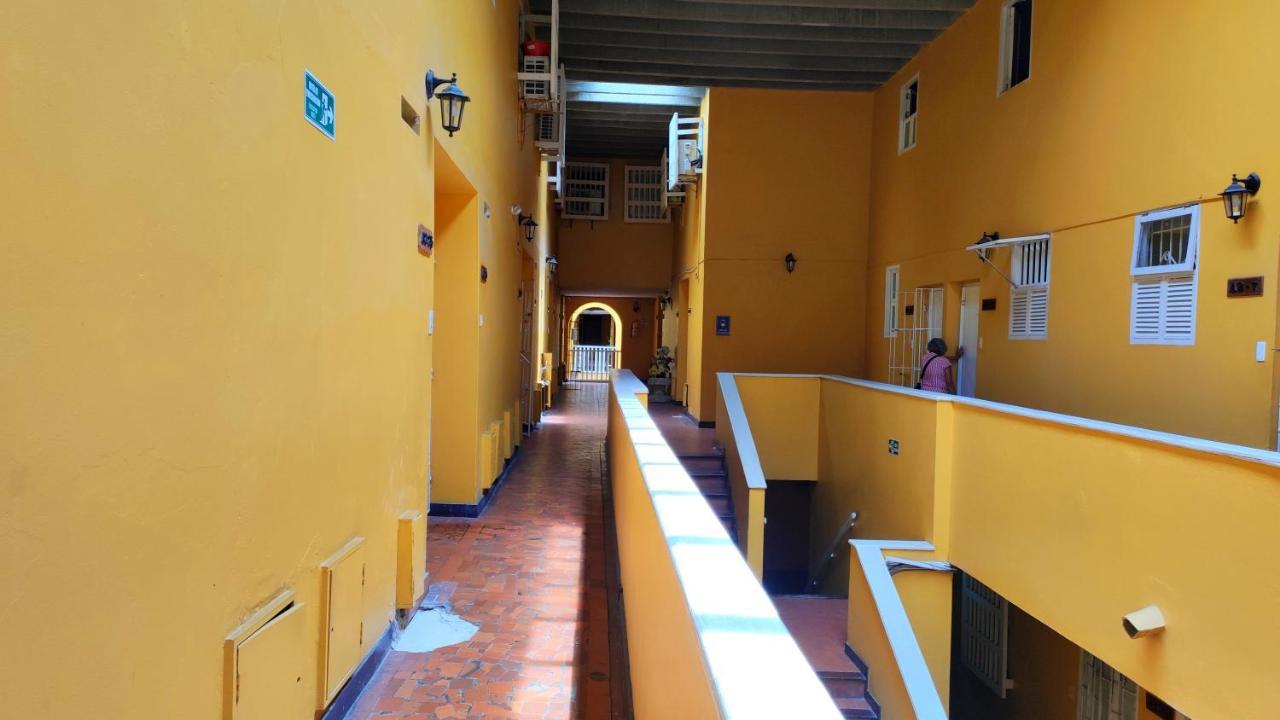 Happy Tours Apartments Cartagène Extérieur photo