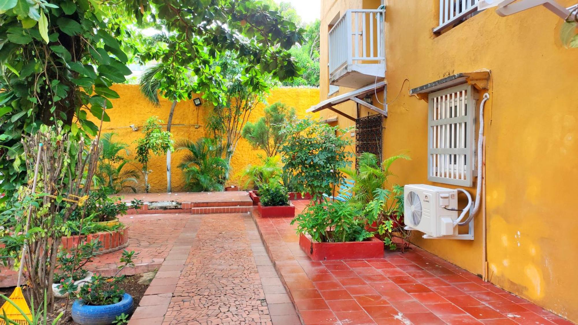 Happy Tours Apartments Cartagène Extérieur photo