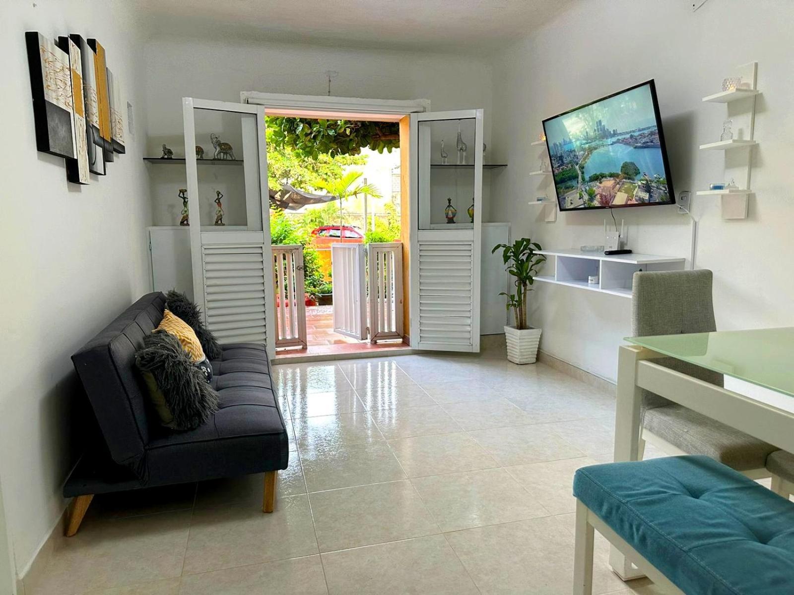 Happy Tours Apartments Cartagène Extérieur photo