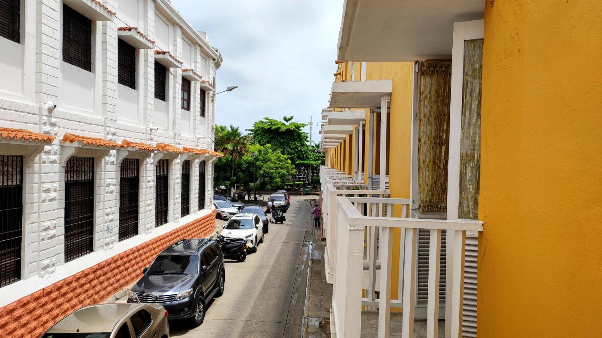 Happy Tours Apartments Cartagène Extérieur photo