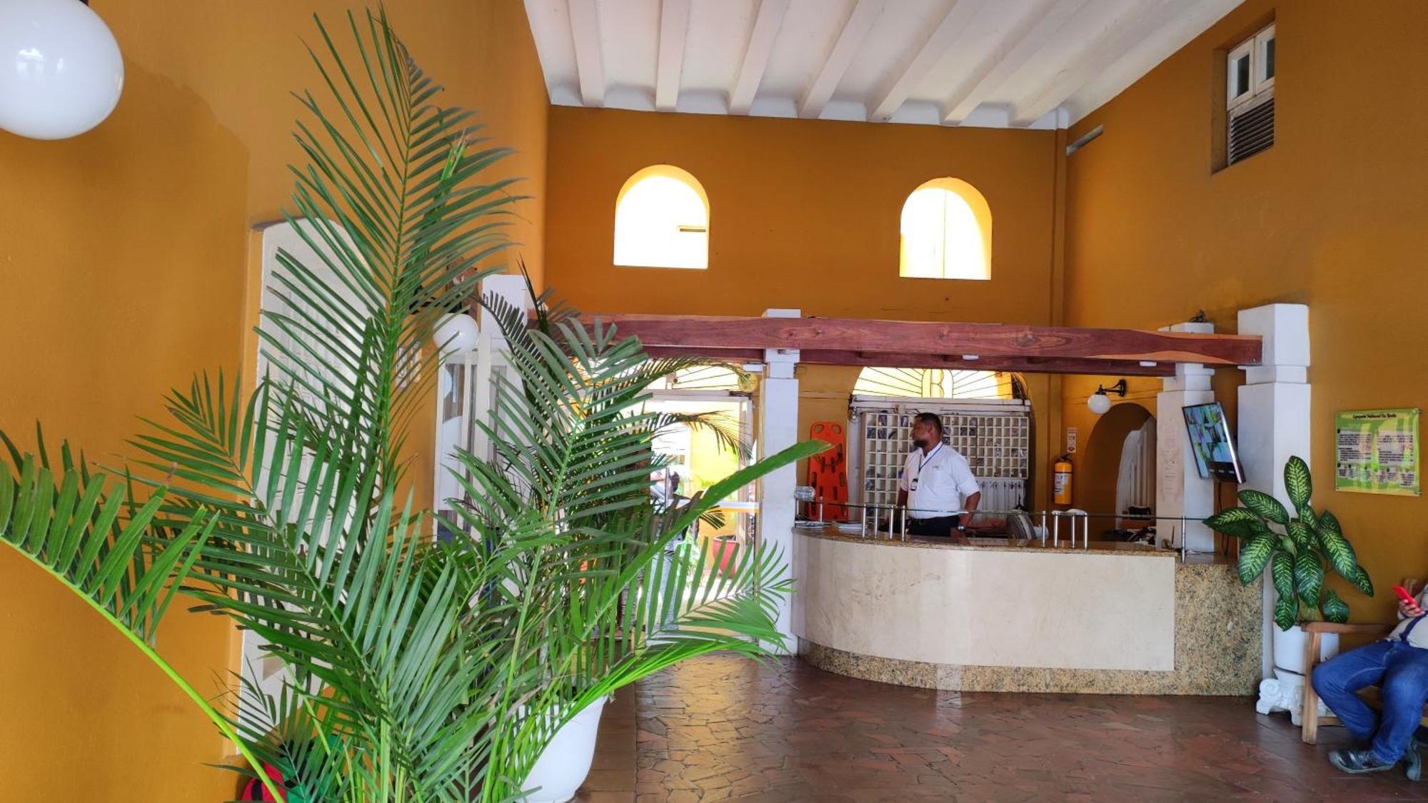 Happy Tours Apartments Cartagène Extérieur photo